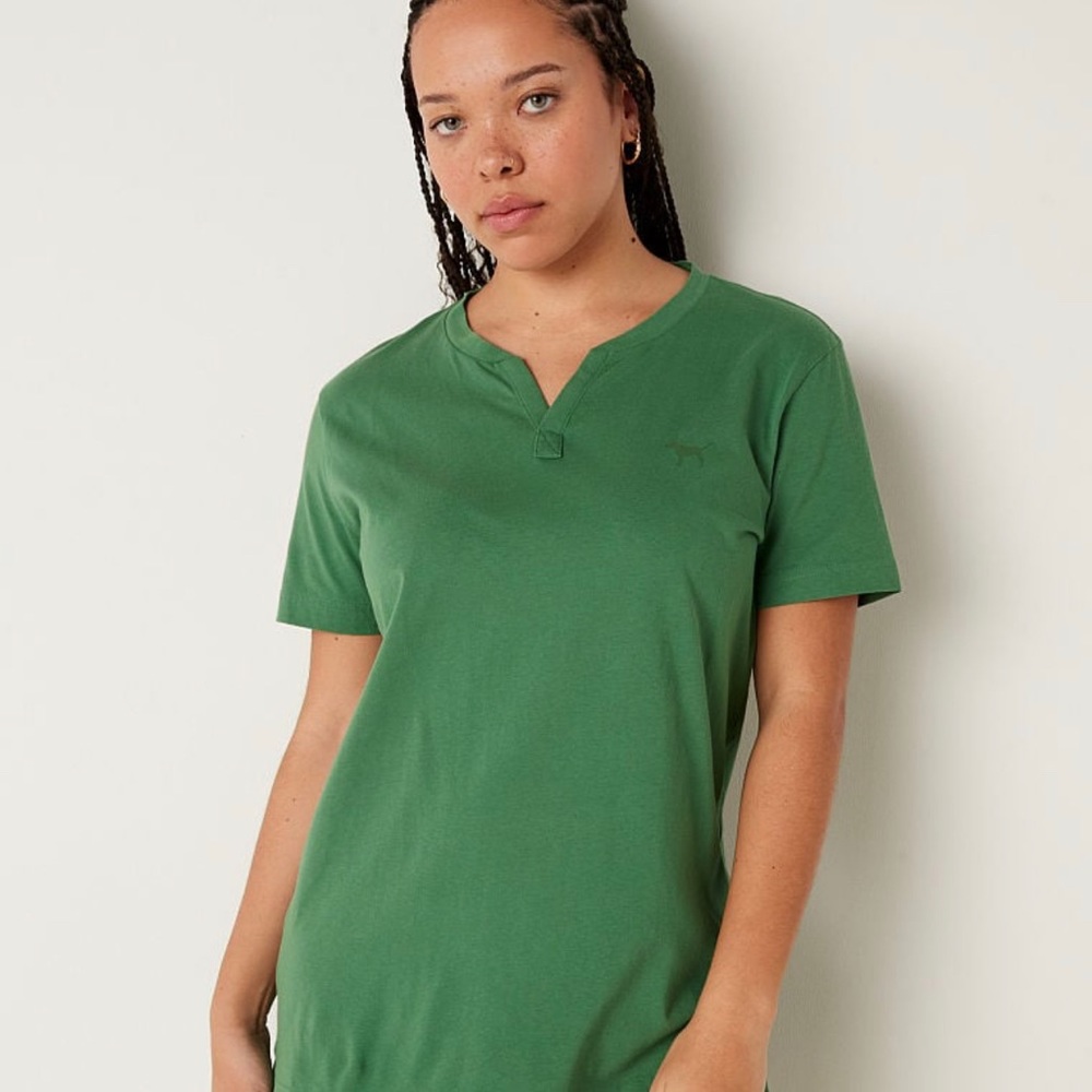 Victorias secret PINK 
COTTON SHORT-SLEEVE HENLEY CAMPUS T-SHIRT